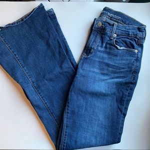 Old Navy Dark Wash Mid-Rise Flare Jeans size 4 Petite. Lightly worn.